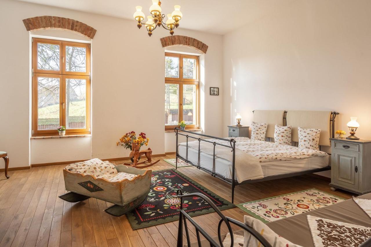 Готель Casa Kraus Crit Екстер'єр фото