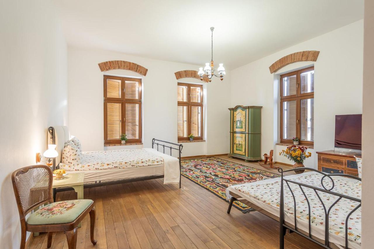 Готель Casa Kraus Crit Екстер'єр фото