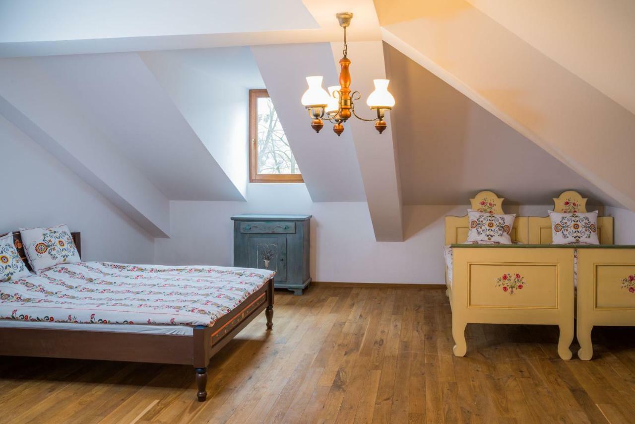 Готель Casa Kraus Crit Екстер'єр фото